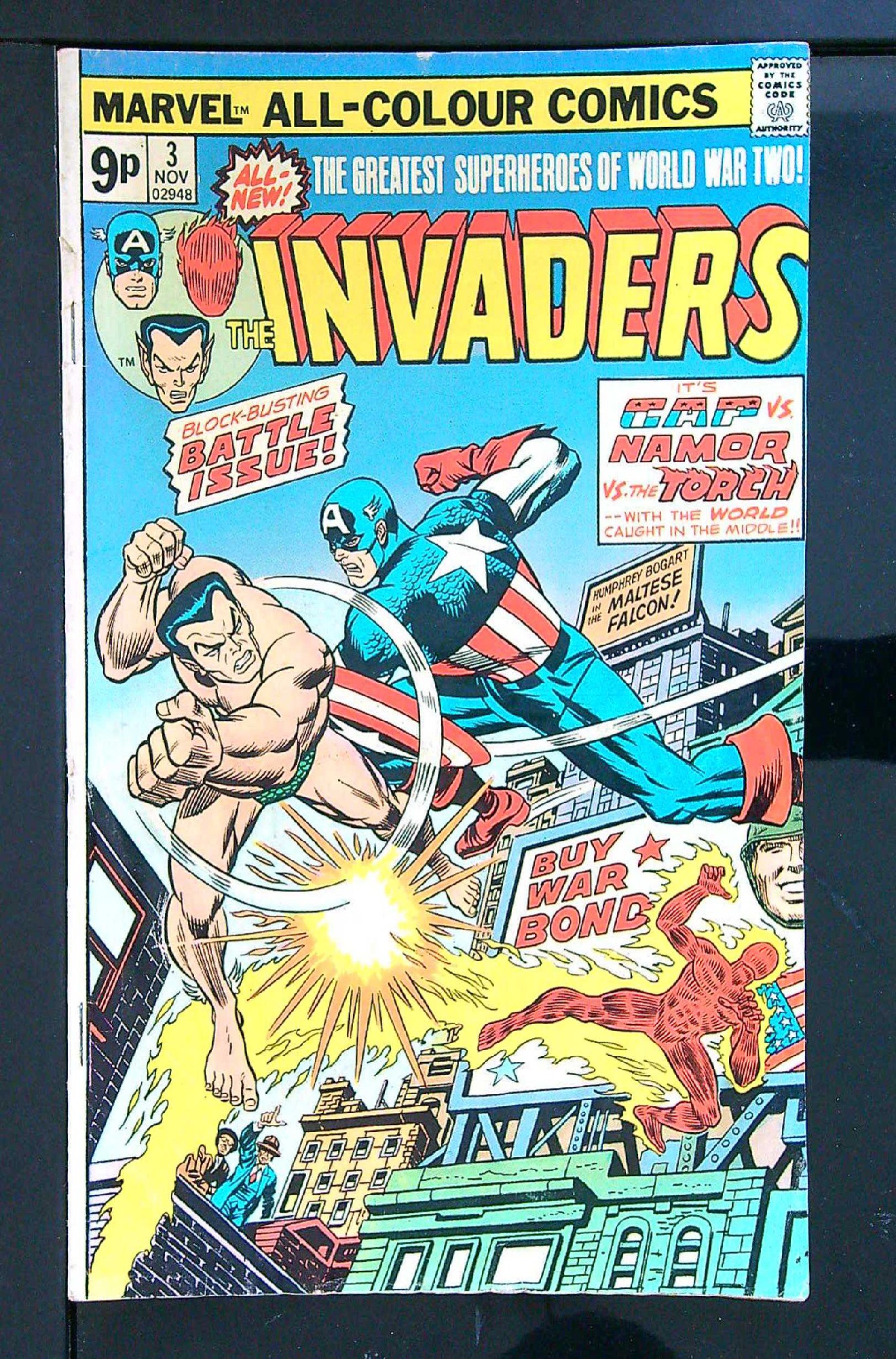 Cover of Invaders (Vol 1) #3. One of 250,000 Vintage American Comics on sale from Krypton!